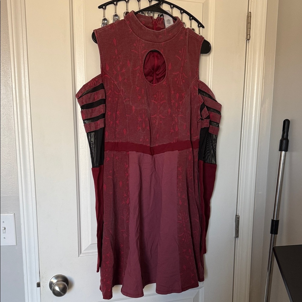 Her Universe Star Wars Red and Black Dress
